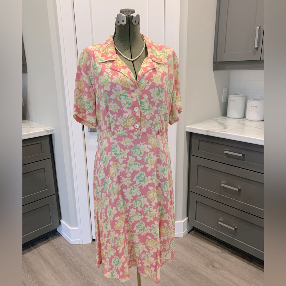 80s/90s does 1940’s dress - Large
